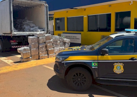 PRF apreende quase uma tonelada de maconha em carga de carne