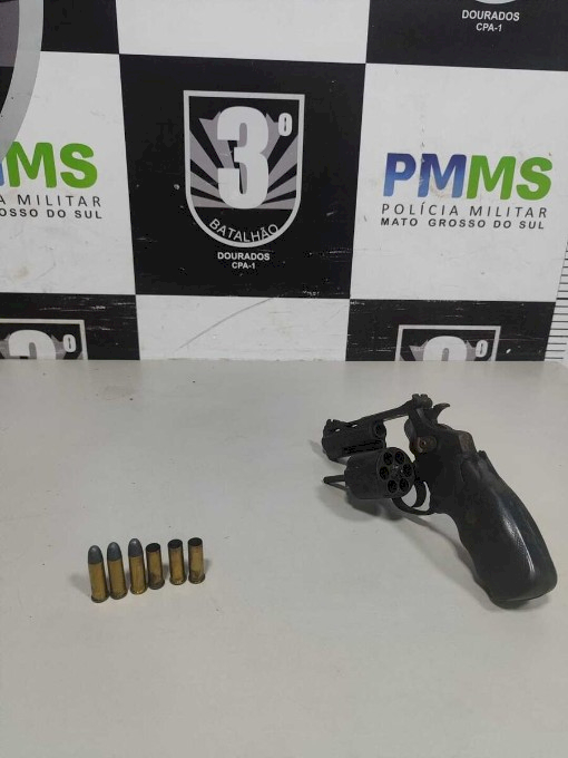 Homem é preso após perseguição e disparos contra viatura da PM em Dourados