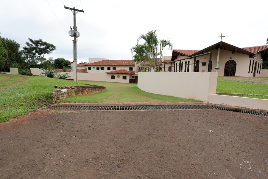 Prefeitura vai acabar com alagamentos em mosteiro e levar recapeamento ao Parque Alvorada