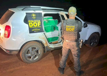 Carro roubado no Mato Grosso é apreendido com 1 tonelada de maconha em MS