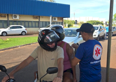 Drive-thru da vacina contra Chikungunya imunizou 405 pessoas no feriado