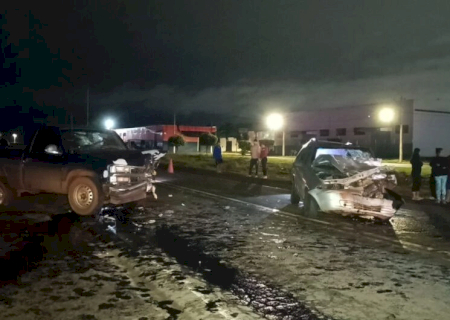 Homem morre em colisão entre veículos na BR-463 em Dourados