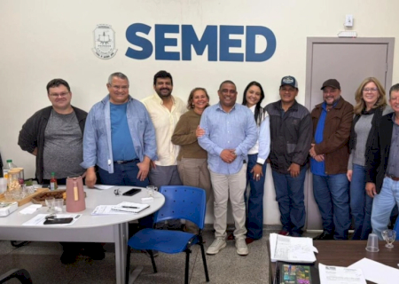 Prefeitura fortalece a gestão democrática na Educação com reuniões periódicas na Reme