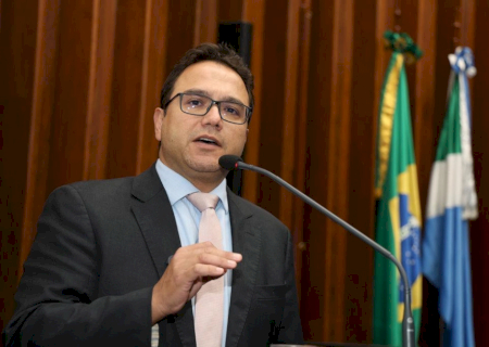 Deputado destina R$ 100 mil e garante compra de aparelho de tomografia