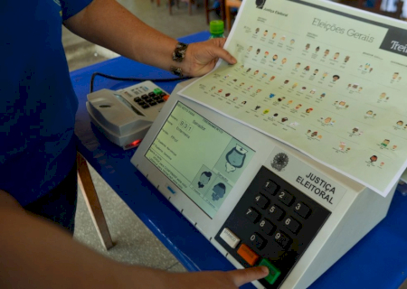 Prazo para tirar ou regularizar título de eleitor termina nesta quarta