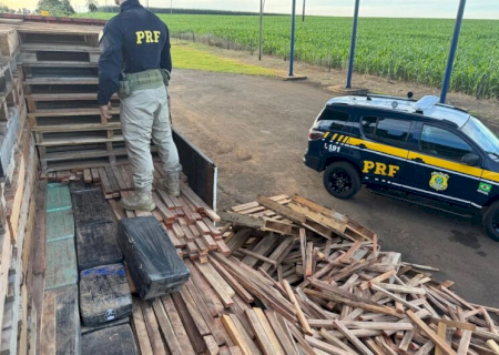 Carreta com pallets escondia quase 1,2 tonelada de maconha