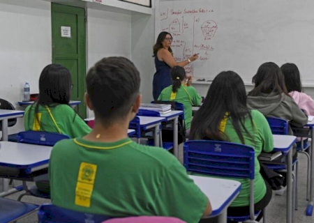 Deputados aprovam em 1ª a instalação de câmeras em escolas da Rede Estadual