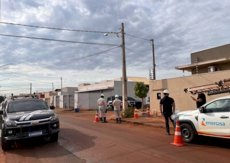 Quatro são presos em operação contra 'gato' na rede de energia elétrica