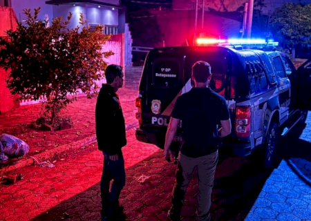 Operação contra o tráfico apreende drogas e leva mulher à prisão