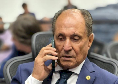 Deputado Zé Teixeira solicita sala de hemodiálise e infraestrutura em Ivinhema