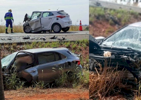 Batida entre carros de passeio deixa dois mortos na BR-158