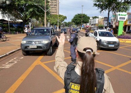 Prefeitura faz blitze educativas em homenagem ao Dia do Motorista e ao Dia do Motociclista