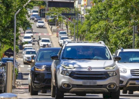 Licenciamento de veículos com placas finais 1, 2 e 3 vence nesta sexta