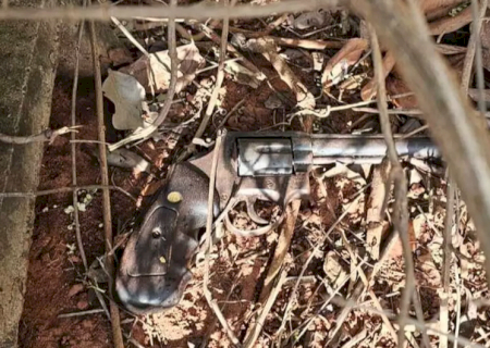 Homem diz que foi 'provocado' e confessa assassinato de mulher e amigo