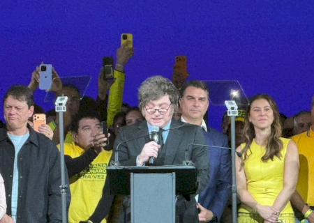 Após falas de Milei a Lula, Itamaraty chama embaixador para consulta