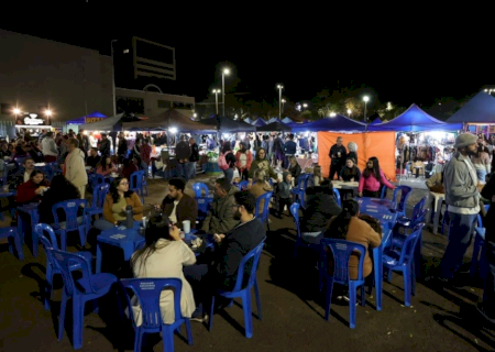 Sexta com música sertaneja encerra programação de julho da Feira Sabores