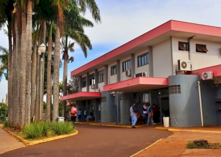 Polícia apura morte de homem encontrado desacordado em poça de sangue