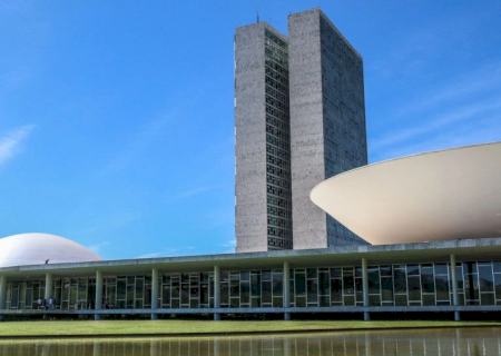 Medida Provisória destina R$ 13,3 bi para setor agropecuário e Desenrola Adimplentes