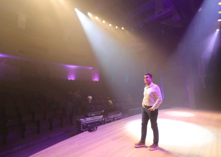 Prefeito vistoria obras e afirma que Dourados terá o mais moderno teatro do Estado
