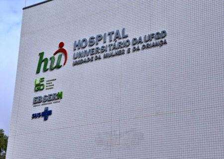 Criança de três anos morre após explosão de churrasqueira; irmã fica gravemente ferida
