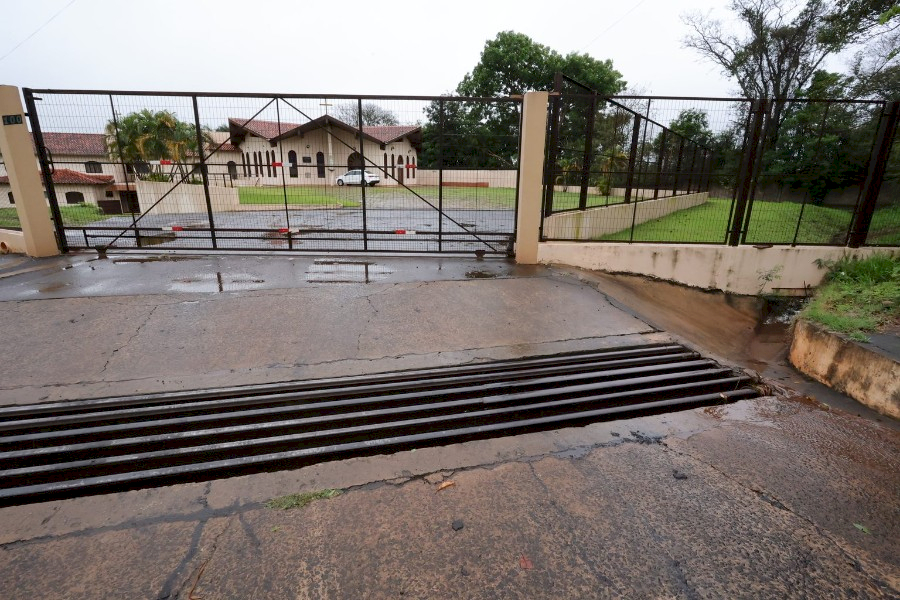 Obras da prefeitura acabam com alagamentos na região de Mosteiro no Parque Alvorada