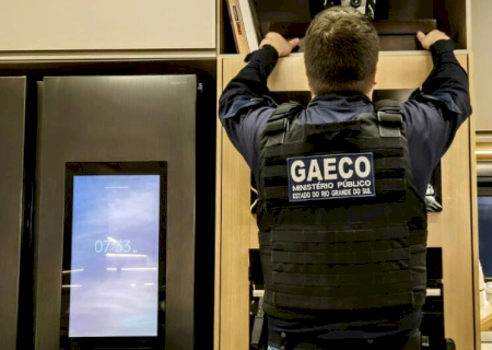 Gaeco cumpre mandados em cidades de MS durante operação contra lavagem de dinheiro de facção