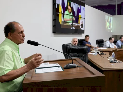 Em ato do Ministério da Saúde, deputado cobra revisão da tabela SUS e repasses do Estado