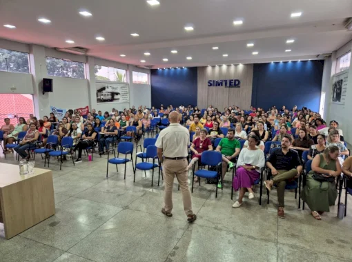 Prefeitura promove formação voltada para professores de Apoio Pedagógico Educacional