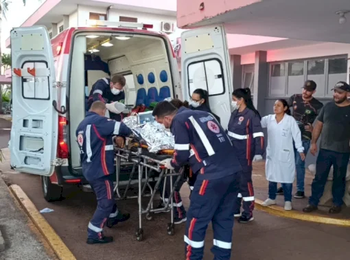 Adolescente tem pernas amputada e esmagada após acidente com máquina de arroz