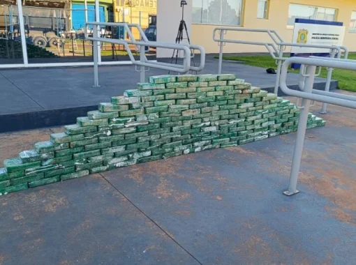 Motorista é preso com mais de 300kg de cocaína e confessa terceira viagem para o tráfico