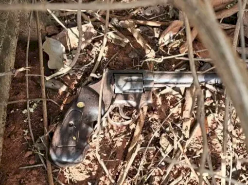 Homem diz que foi 'provocado' e confessa assassinato de mulher e amigo