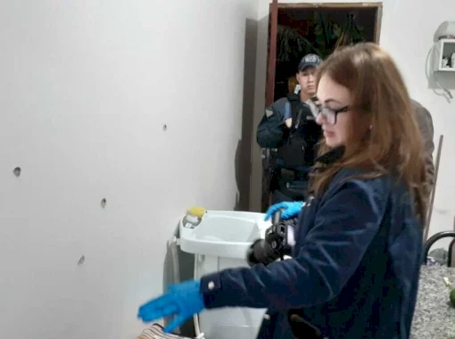 Homem é executado dentro de casa e suspeita é de 'guerra' entre facções