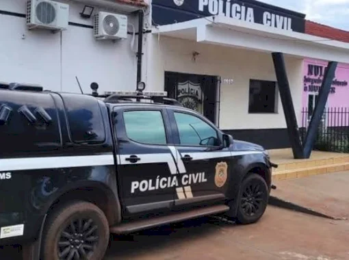 Mãe denuncia marido após flagrá-lo em 'contato físico' com a filha de 12 anos