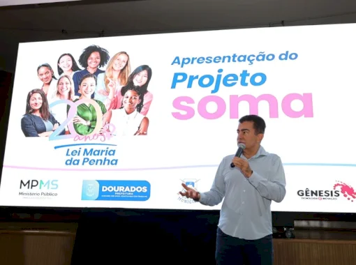 Prefeitura apresenta às forças de segurança, sistema que protege mulheres em situação de risco