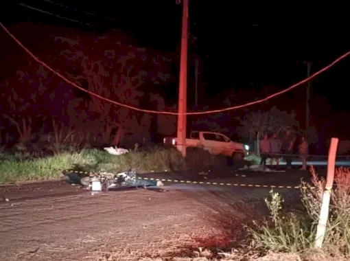 Motociclista morre após colidir moto contra poste em Antônio João; garupa morreu no hospital