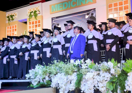 UCP-PJC tem o 2º maior número de graduados em Medicina da América Latina