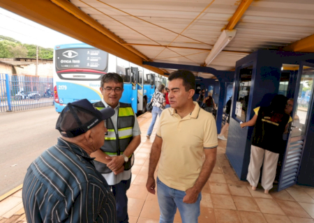 Terminal de Transbordo agora tem totem para recarregar cartão de ônibus