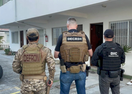 Droga escondida em carga de milho leva polícia a operação em MS e mais 2 estados