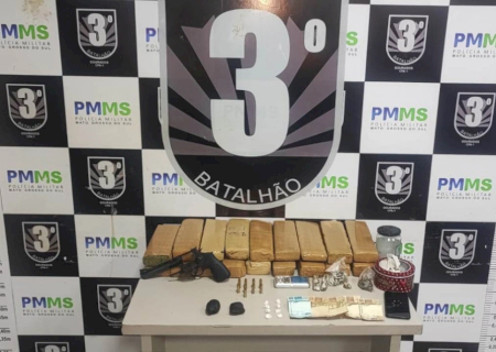 Ao atender caso de violência doméstica, PM prende dois por tráfico no Jardim Água Boa