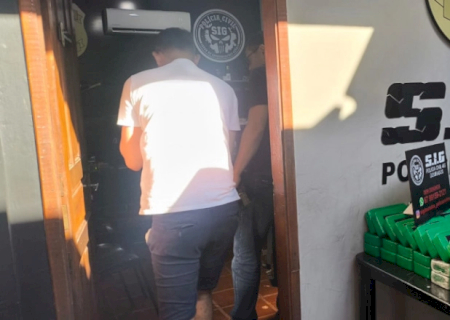 Traficantes presos esta manhã transportavam droga no meio de carga de carne