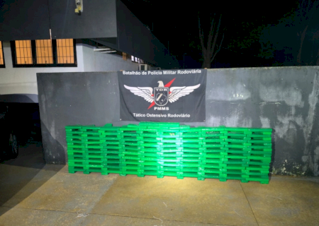 Traficante foge da PMR e abandona 326,9 quilos de drogas na zona rural de Dourados