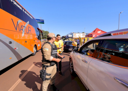 Prefeitura realiza nova blitz educativa em alusão ao Maio Amarelo