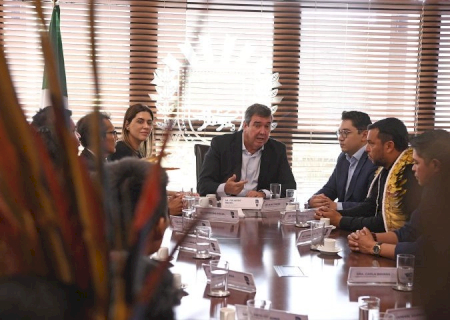 Projetos e avanços nas comunidades indígenas são destacados em encontro com lideranças