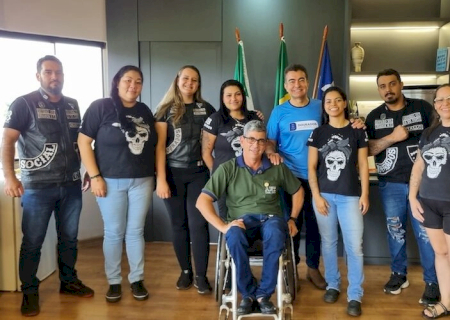 Alex Cadeirante e Marçal se reúnem com moto-clubes