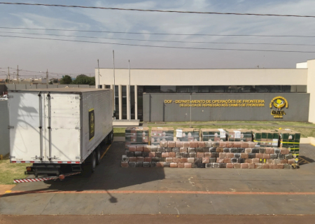 Homens são presos com 2,7t de droga em meio a carga de ovos de galinha