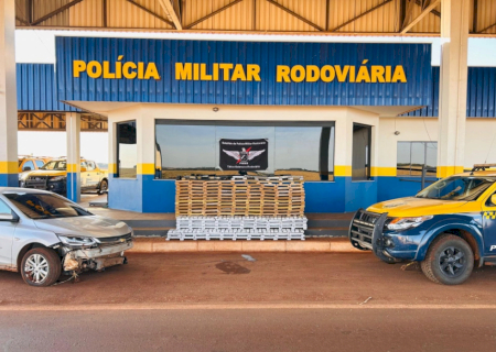Traficante consegue escapar e abandona carro com 604 quilos de maconha