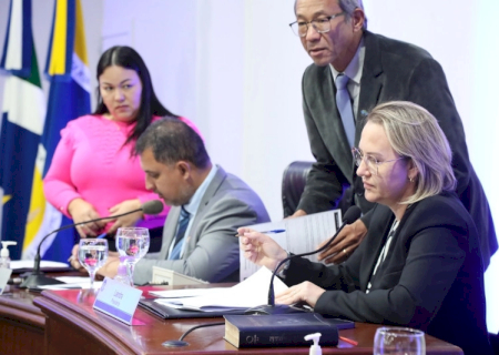 Vereadores de Dourados aprovam 13 projetos em sessão ordinária desta segunda-feira