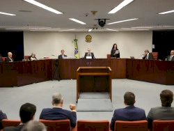 STF aprova ata do julgamento que condenou Jair Bolsonaro a 23 anos e 3 meses de prisão