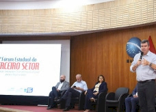 Governo discute uso da inteligência artificial para ampliar as ações de assistência social