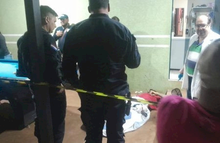 Homem é assassinado a tiros após briga em bar na fronteira de MS